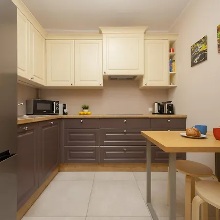 Perfectly Located Exceptional In By Renters Appartement *