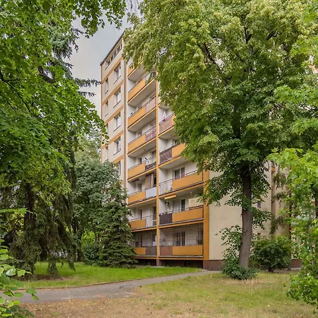 Perfectly Located Exceptional In By Renters وارسو