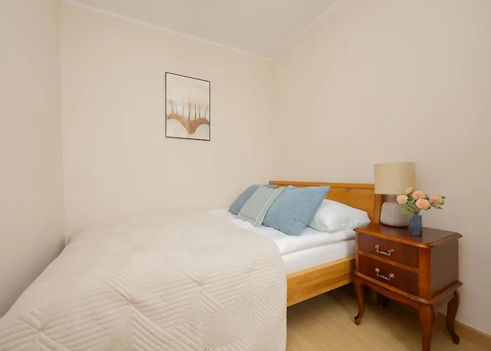 Perfectly Located Exceptional In By Renters Lejlighed *